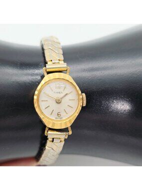 Vintage Timex Womens Gold-Tone Expansion Band Analog Watch British Wind-up AS IS